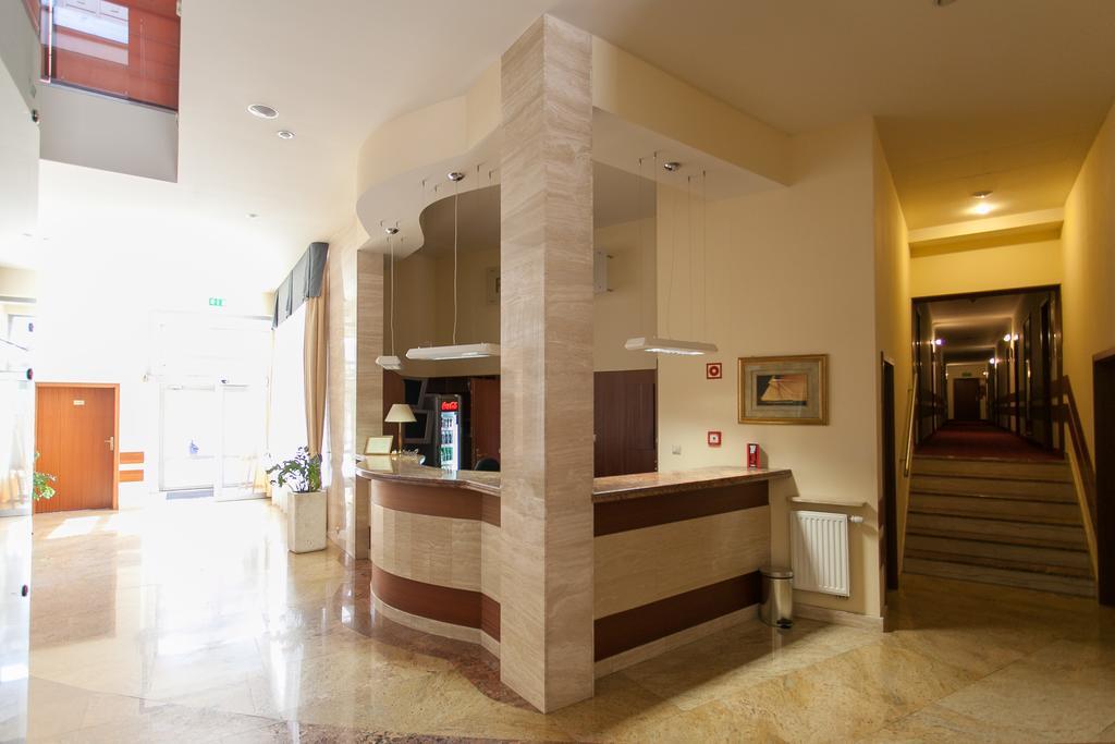 Hotel Twins II Varşova Dış mekan fotoğraf