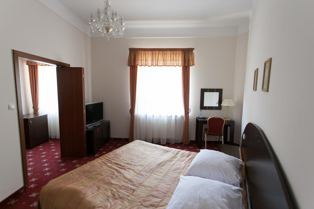 Hotel Twins II Varşova Dış mekan fotoğraf