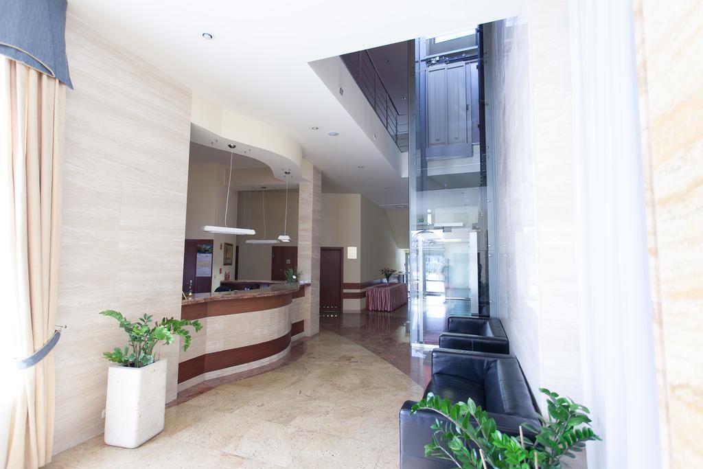 Hotel Twins II Varşova Dış mekan fotoğraf